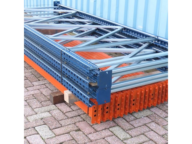 Palletstelling ±11,2m lang, 5st + 16l mecalux, gedemonteerd - afbeelding 1 van  5