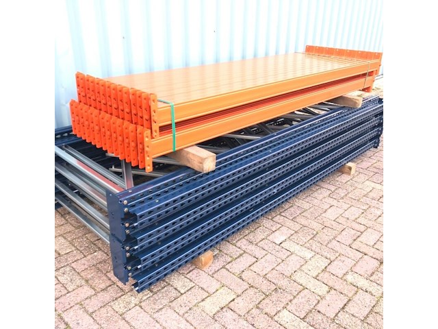 Palletstelling ±19.5m lang, 8st + 28l mecalux, gedemonteerd - afbeelding 1 van  3