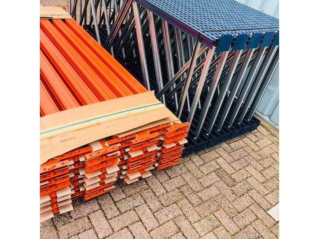 Palletstelling ±39,0m lang, 15st + 56l mecalux, gedemonteerd - afbeelding 2 van  4