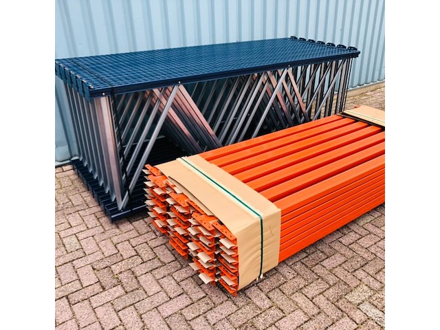 Palletstelling ±39,0m lang, 15st + 56l mecalux, gedemonteerd - afbeelding 3 van  4