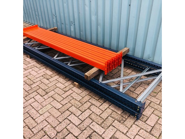 Palletstelling ±5,65m lang, 3st + 8l mecalux, gedemonteerd - afbeelding 1 van  5