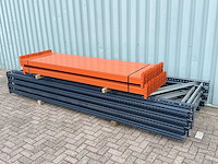Palletstelling 8 st + 28 l / 23,75m lengte - afbeelding 1 van  2