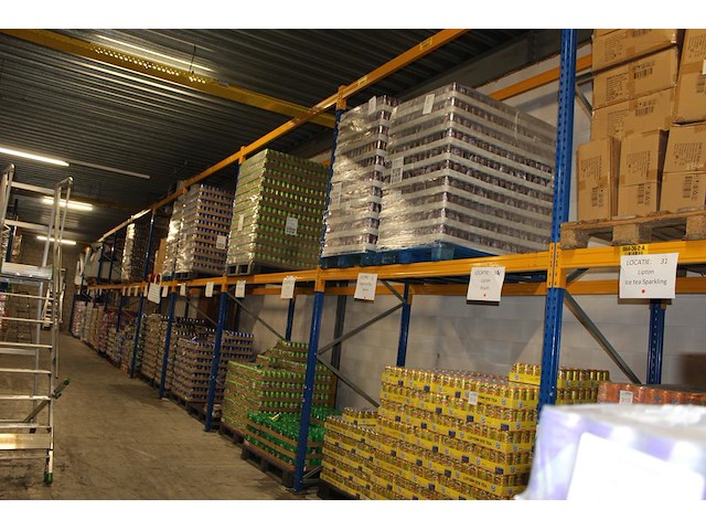 Palletstelling bestaande uit 12 staanders met afmeting 110 x 395 cm en 42 liggers met lengte 270 cm (gedee... onderdeel van combinatiekavel combinatiekavel bestaande uit 80 staanders en 244 liggers. kavels f1009 t/m f1011 - afbeelding 1 van  2