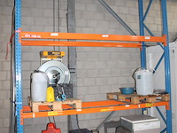 Palletstelling bestaande uit 2 staanders met hoogte ca. 400 cm en 4 leggers met lengte 270 cm. diepte 90 cm. - afbeelding 2 van  3