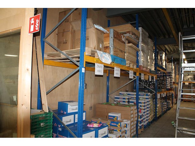 Palletstelling bestaande uit 22 staanders met hoogte ca. 400 cm en 34 liggers met lengte 270 cm. diepte 110... - afbeelding 1 van  4