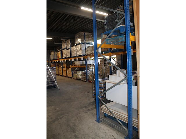 Palletstelling bestaande uit 22 staanders met hoogte ca. 400 cm en 34 liggers met lengte 270 cm. diepte 110... - afbeelding 4 van  4
