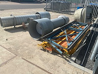 Palletstelling en stalen buizen - afbeelding 1 van  3