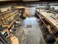 Palletstelling met motoronderdelen en diversen - afbeelding 1 van  34