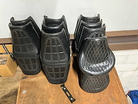 Palletstelling met motoronderdelen en diversen - afbeelding 34 van  34