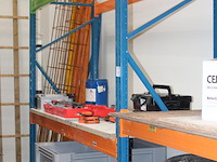 Palletstelling met vier staanders. afmeting 90 x 250 cm. twaalf leggers met lengte 270 cm en legborden in ... - afbeelding 3 van  3