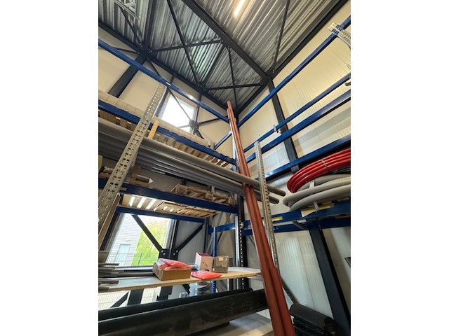 Palletstelling met zelfbouwstelling - afbeelding 6 van  7