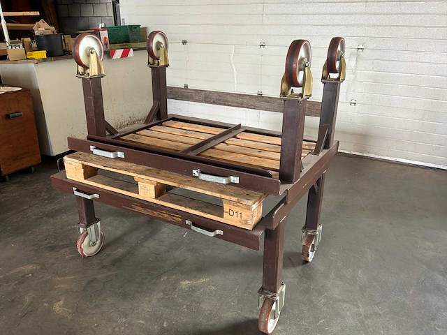 Pallettransport kar (2x) - afbeelding 1 van  4