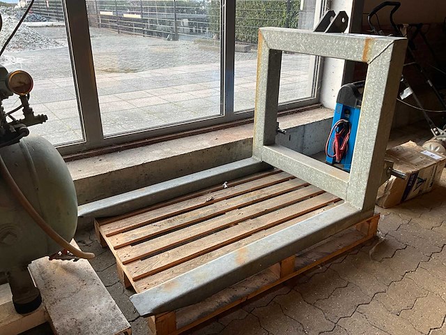 Palletvork met driepuntsophanging - afbeelding 1 van  4
