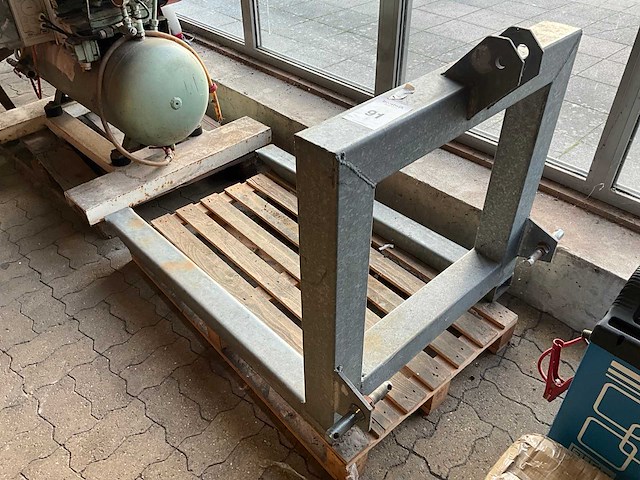 Palletvork met driepuntsophanging - afbeelding 2 van  4