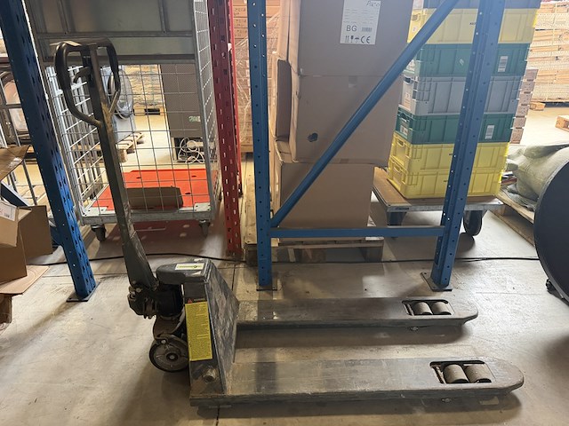 Palletwagen 2500 kg - afbeelding 1 van  4