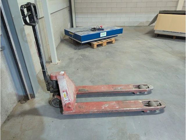 Palletwagen bt , max 2300 kilo - afbeelding 2 van  4