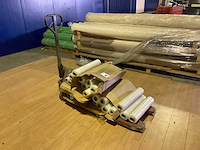 Palletwagen en wikkelfolie - afbeelding 2 van  3