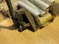 Palletwagen en wikkelfolie - afbeelding 3 van  3