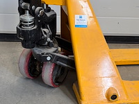 Palletwagen, geel, inrijhoogte 35mm, extra laag - afbeelding 3 van  5