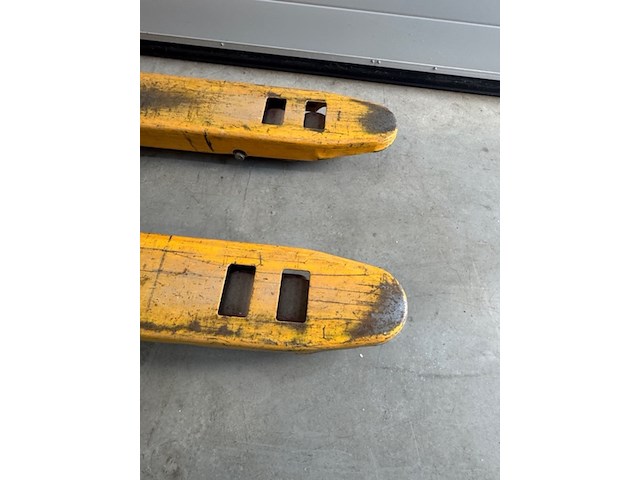 Palletwagen geel - afbeelding 5 van  6