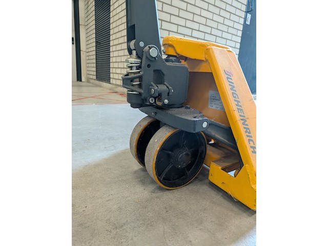 Palletwagen jungheinrich, am30, bouwjaar 2014 - afbeelding 6 van  8