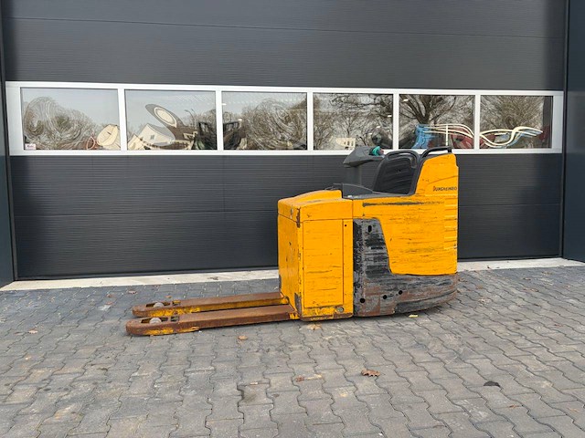Palletwagen jungheinrich ere 225 elektrisch 2500kg 2016 - afbeelding 1 van  1