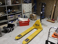 Palletwagen kruizinga maximaal 2500 kg. - afbeelding 1 van  2