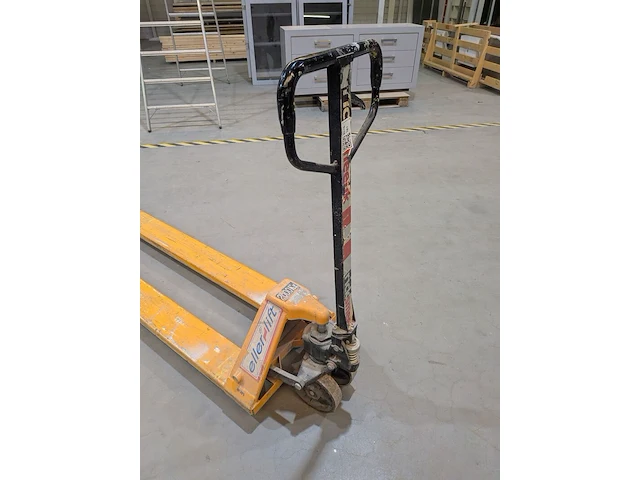 Palletwagen max 2000 kilo, bouwjaar 2004 - afbeelding 4 van  9