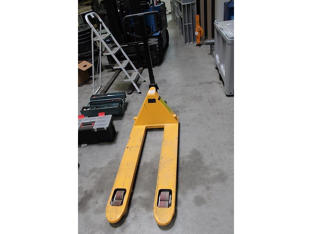 Palletwagen max 2500 kg. ophalen vanaf 13.30 uur - afbeelding 3 van  3