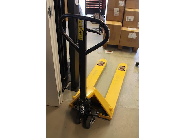 Palletwagen. maximaal 2,5 ton. - afbeelding 3 van  3