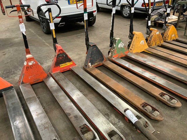 Palletwagen - afbeelding 1 van  2