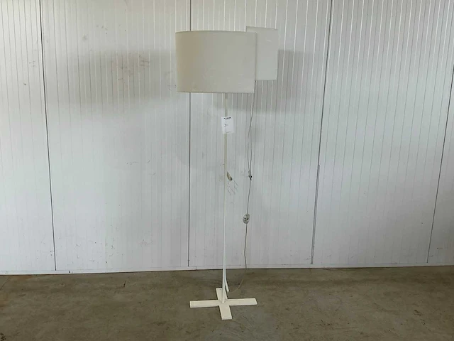 Palluco vloerlamp - afbeelding 1 van  4