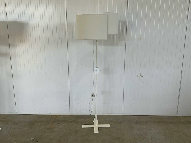 Palluco vloerlamp - afbeelding 1 van  4