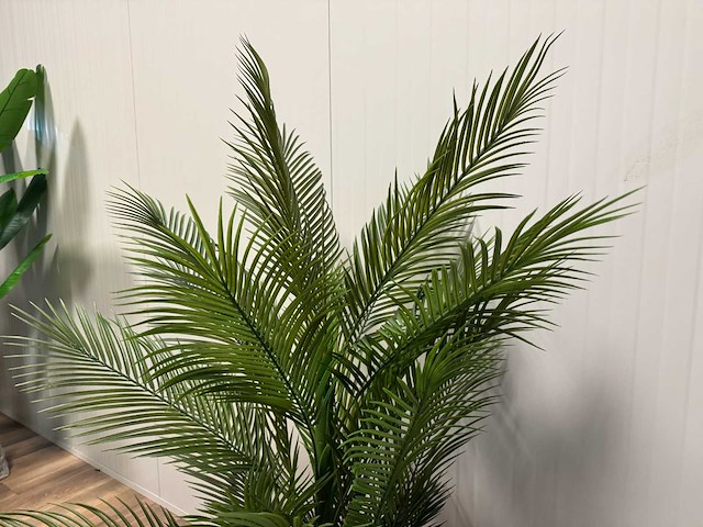 Palm tree kunstplant (165cm hoog) - afbeelding 6 van  8