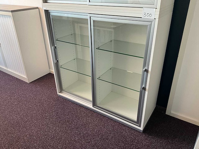 Palmberg vitrinekast - afbeelding 2 van  4