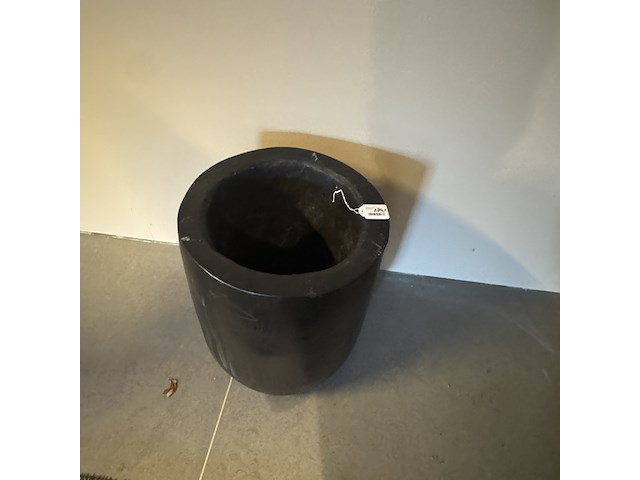 Palmboom pot, zwart - afbeelding 3 van  3