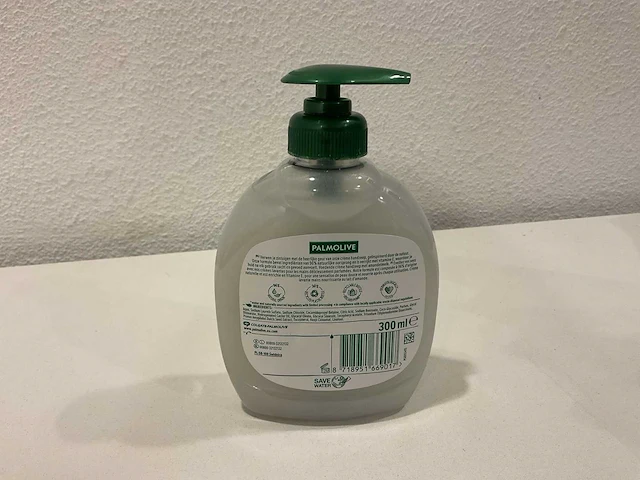 Palmolive naturals almond milk dinspenser á 300ml handzeep (60x) - afbeelding 2 van  3
