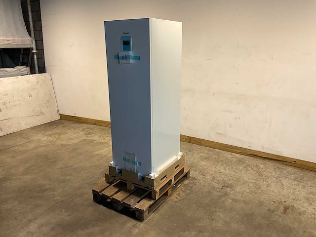 Panasonic - aquarea h wh-adc1216h6e5 - bi-bloc warmtepomp binnenunit 12-16kw - afbeelding 3 van  10