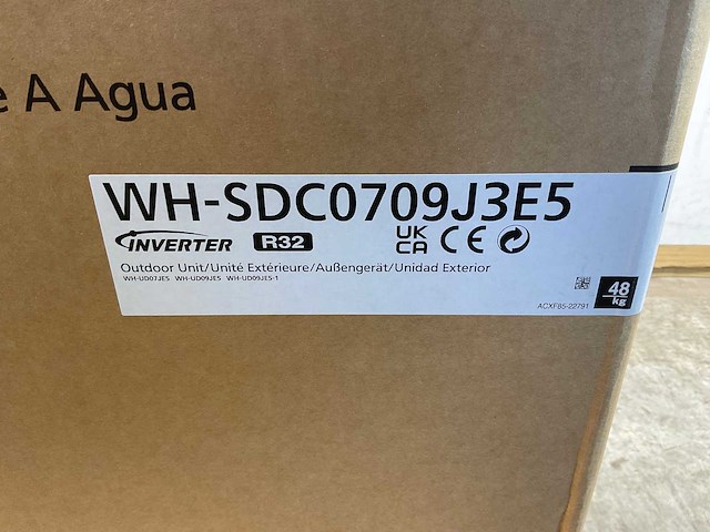 Panasonic - aquarea j wh-sdc0709j3e5 - bi-bloc warmtepomp binnenunit 7-9kw - afbeelding 3 van  12
