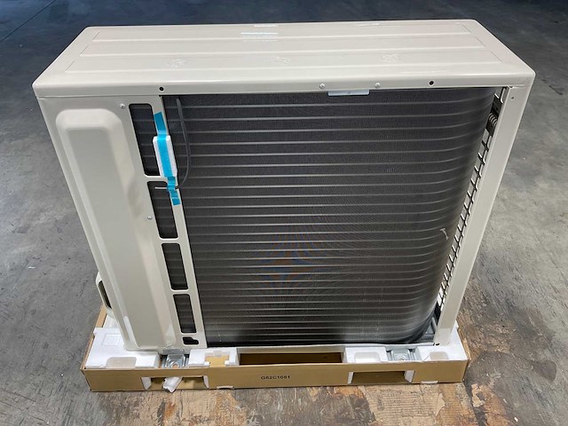 Panasonic - aquarea j wh-ud07je5 - bi-bloc warmtepomp buitenunit 7kw - afbeelding 7 van  12