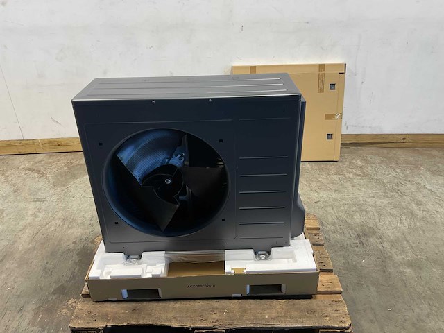 Panasonic - aquarea k wh-udz07ke5 - bi-bloc warmtepomp buitenunit 7kw - afbeelding 6 van  11