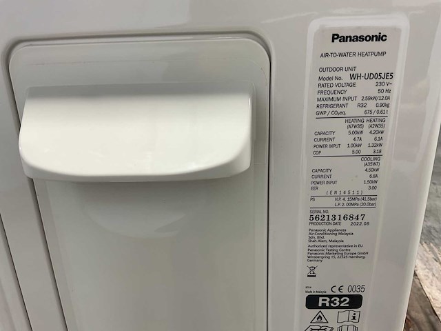 Panasonic - warmtepompset bi-bloc 5kw - aquarea j generatie - afbeelding 2 van  6