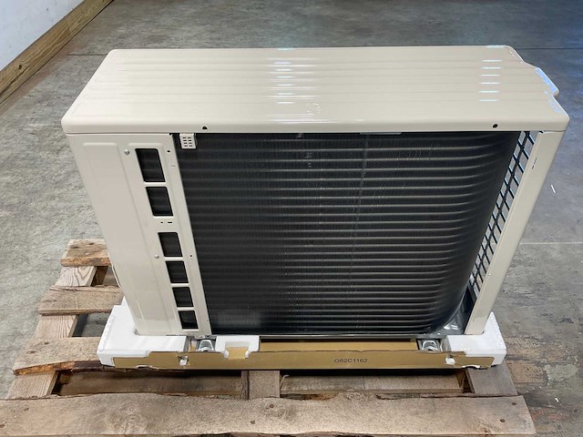 Panasonic - warmtepompset bi-bloc 5kw - aquarea j generatie - afbeelding 7 van  10