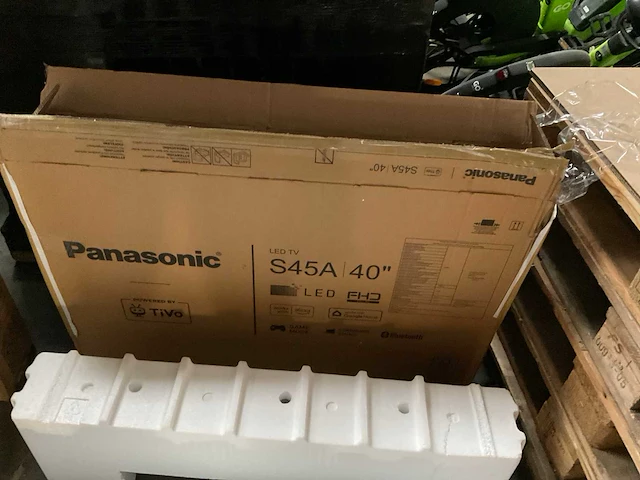 Panasonic 40 inch s45a s55a televisie (2x) - afbeelding 14 van  15