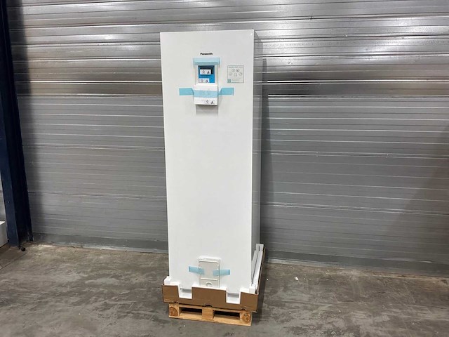 Panasonic aquarea warmtepomp binnendeel - afbeelding 1 van  15