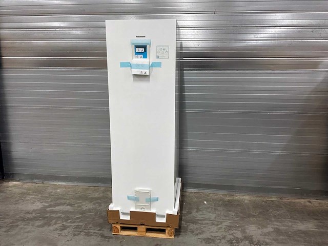 Panasonic aquarea warmtepomp binnendeel - afbeelding 8 van  15