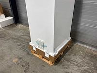 Panasonic aquarea warmtepomp binnendeel - afbeelding 12 van  15