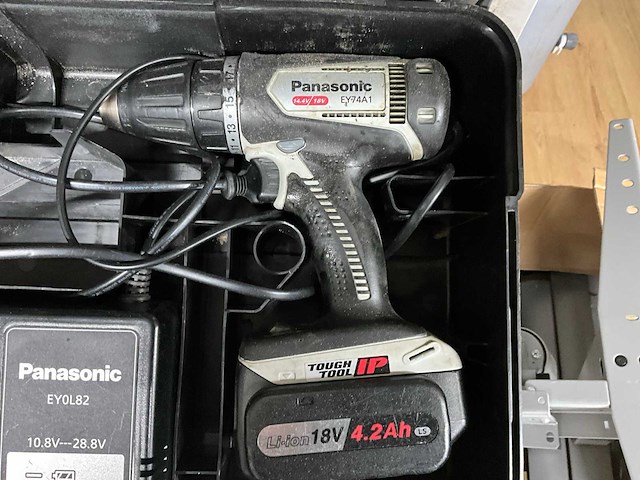 Panasonic ey-74a1 boormachine - afbeelding 2 van  4