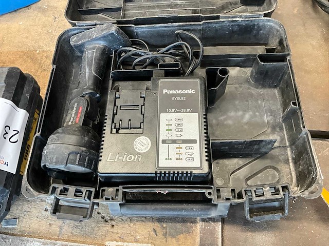 Panasonic ey7441 boormachine - afbeelding 5 van  5