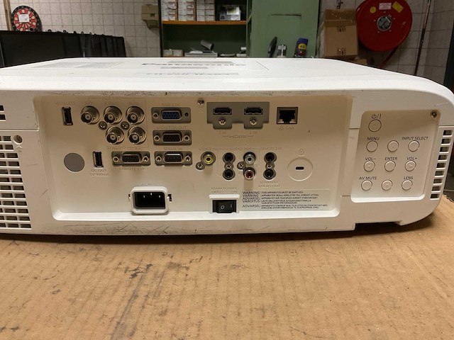 Panasonic pt-ew550 projector - afbeelding 5 van  6